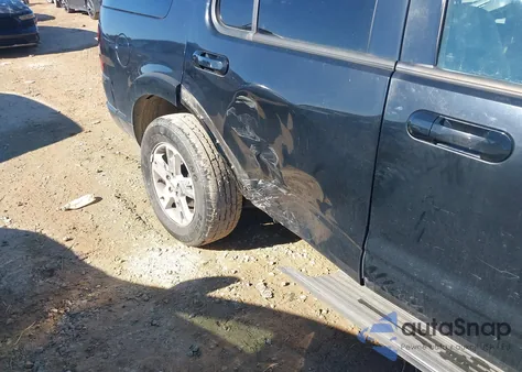 2007 Ford Explorer Xlt from USA, damaged, VIN 1FMEU63E67UB67451